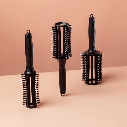 FINGER BRUSH ROUND M- OLIVIA GARDEN